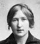 Photo of photos/Mary Munro 1897-1946 portrait